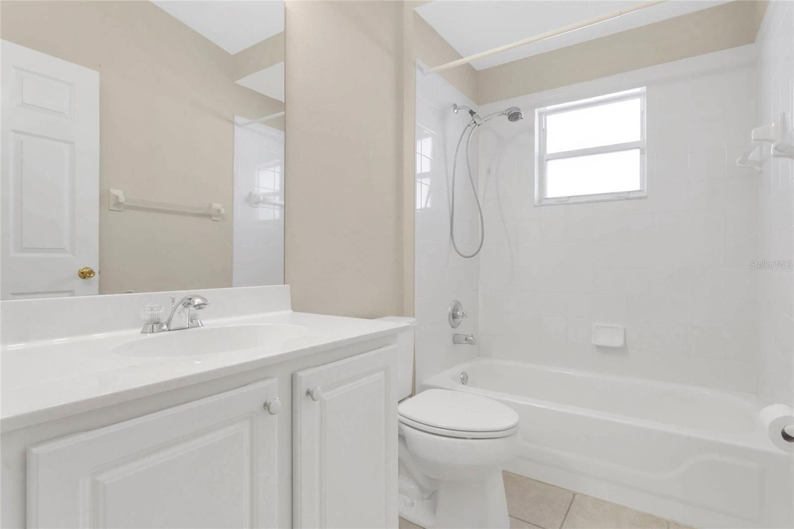 3318 FOXCROFT CIR, OVIEDO, FL, 32765