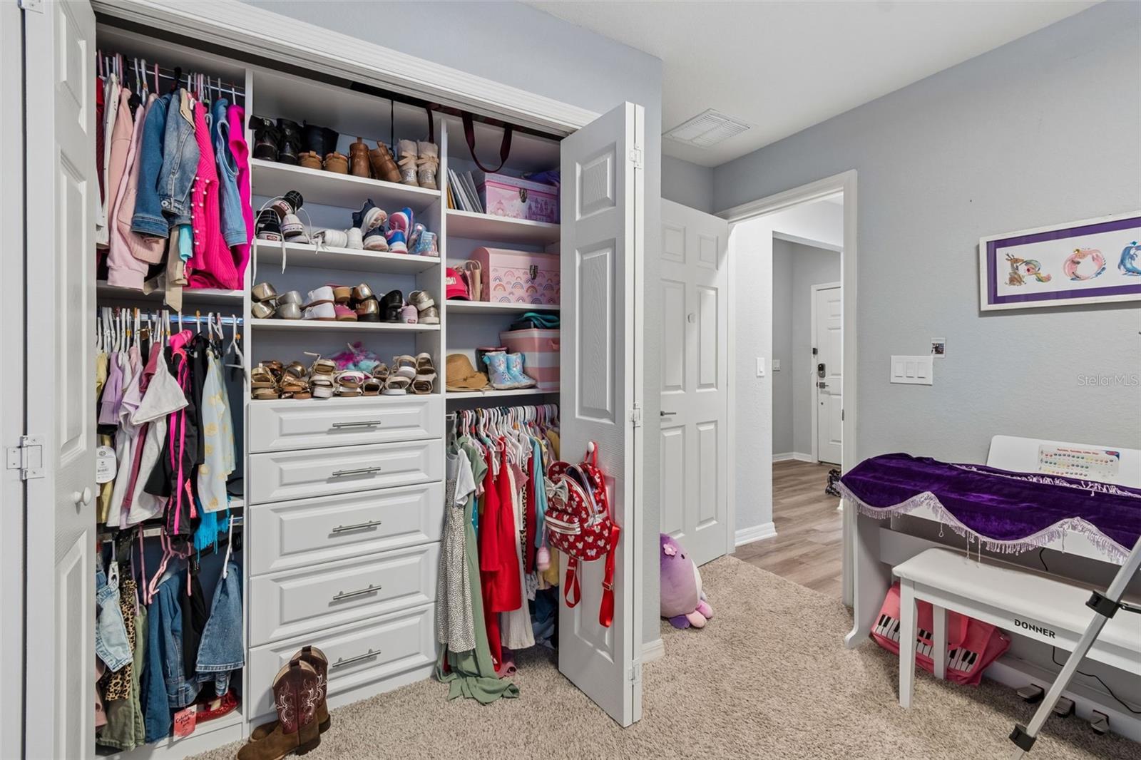 7011 GIDEON CIR, ZEPHYRHILLS, FL, 33541