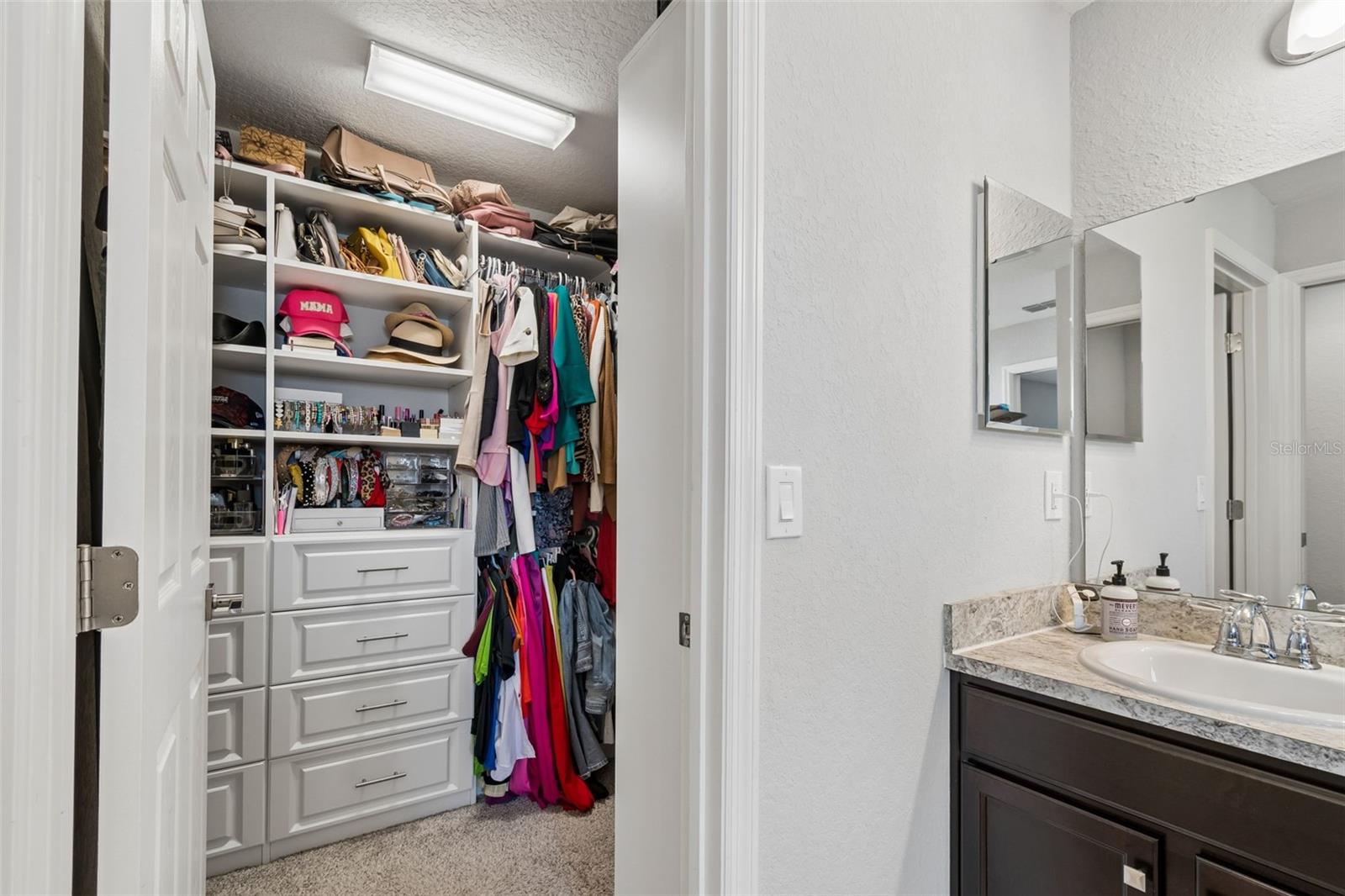 7011 GIDEON CIR, ZEPHYRHILLS, FL, 33541