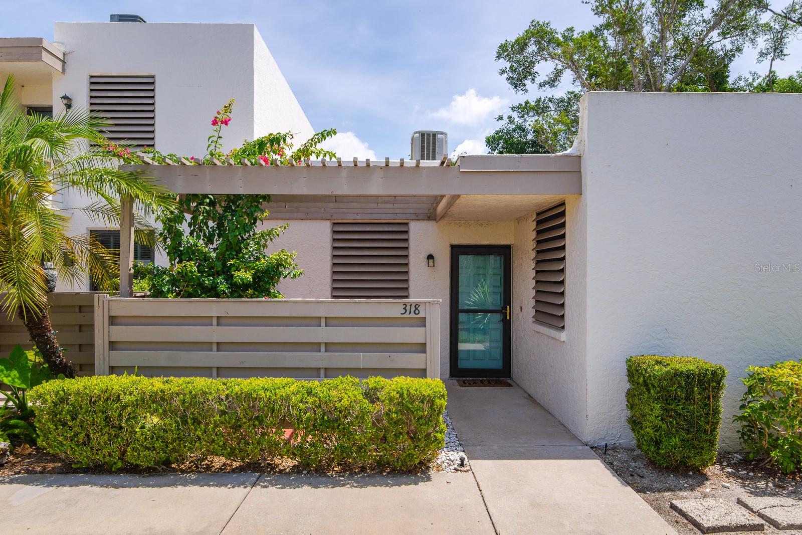 318 TIMBERLAKE DR, BRADENTON, FL, 34210
