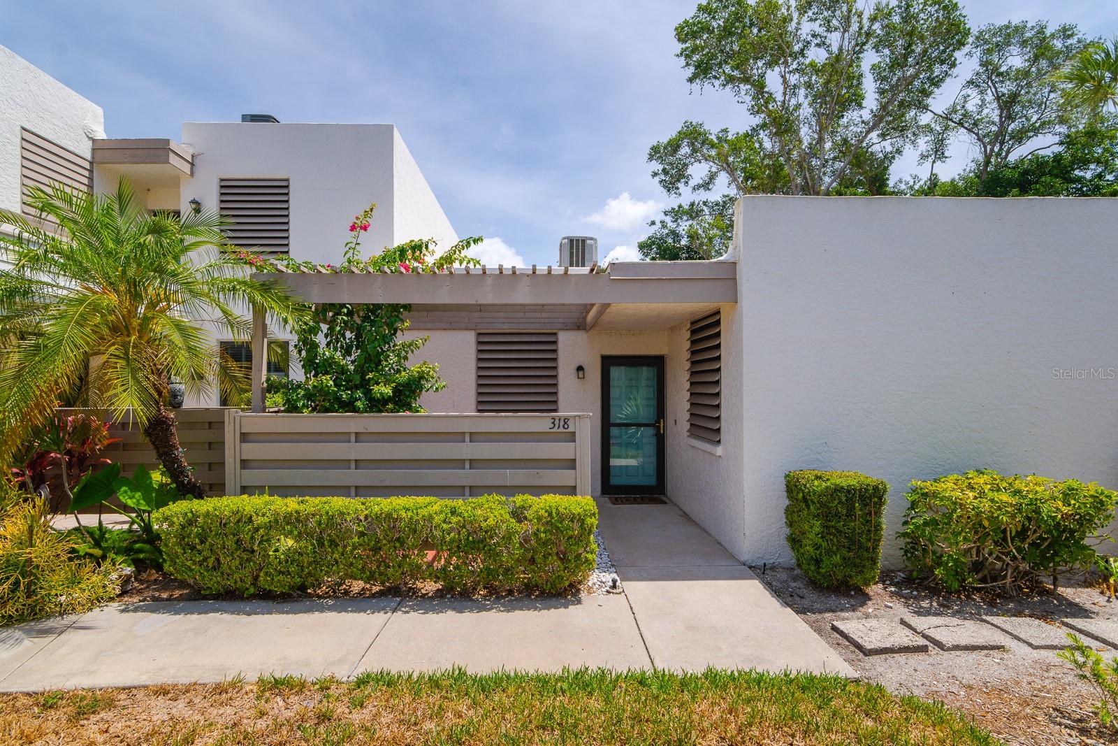 318 TIMBERLAKE DR, BRADENTON, FL, 34210