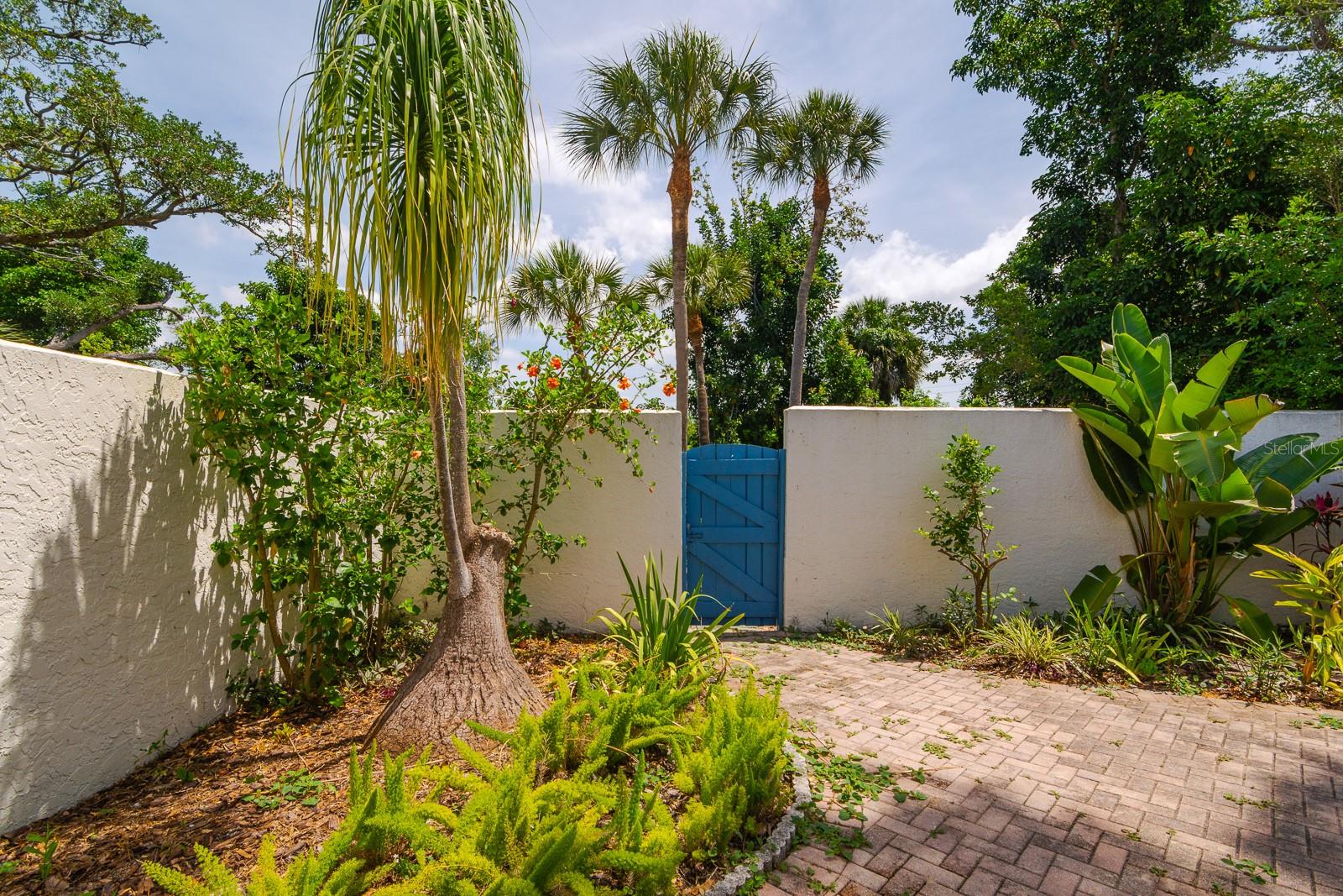 318 TIMBERLAKE DR, BRADENTON, FL, 34210