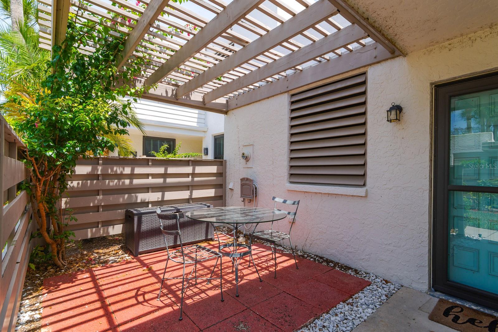 318 TIMBERLAKE DR, BRADENTON, FL, 34210