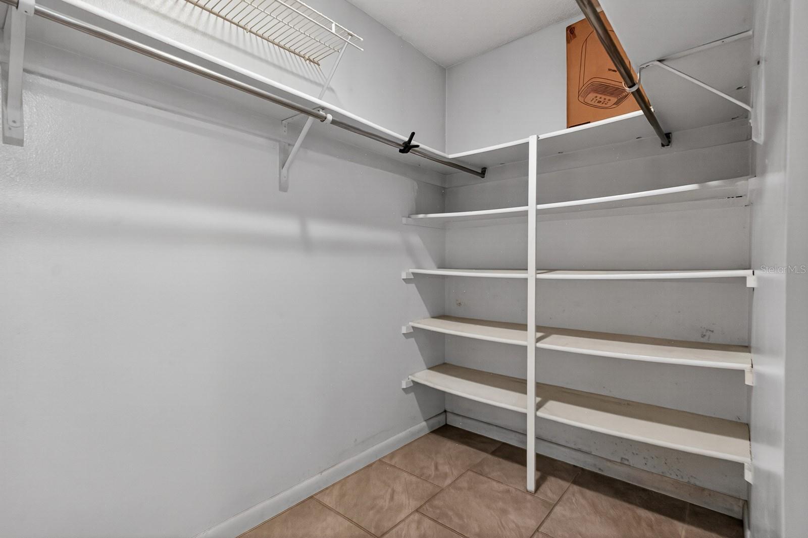 318 TIMBERLAKE DR, BRADENTON, FL, 34210