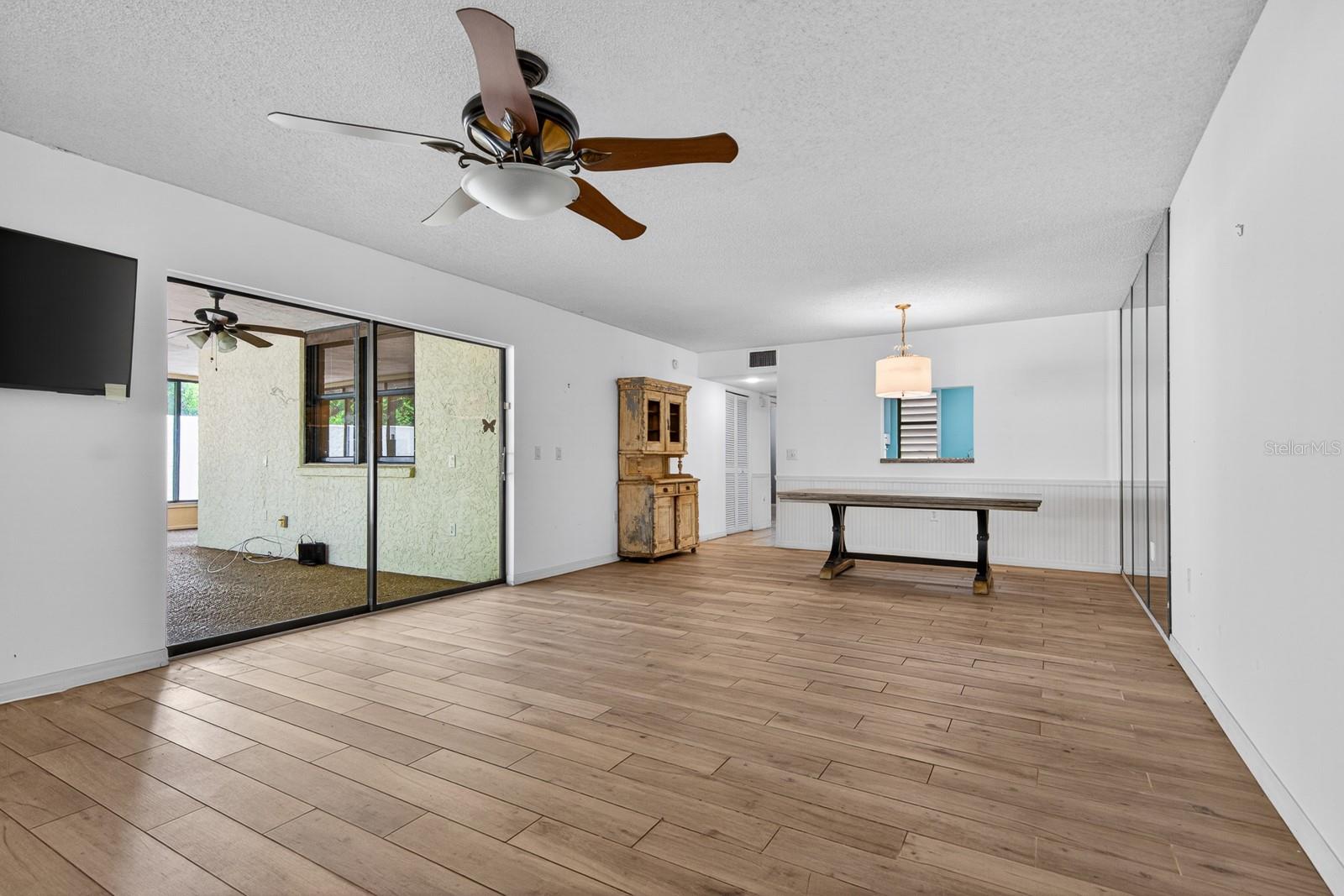 318 TIMBERLAKE DR, BRADENTON, FL, 34210