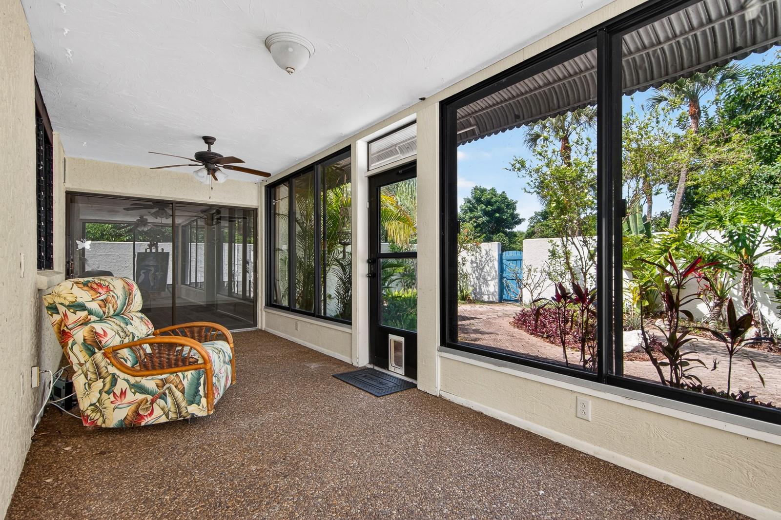 318 TIMBERLAKE DR, BRADENTON, FL, 34210