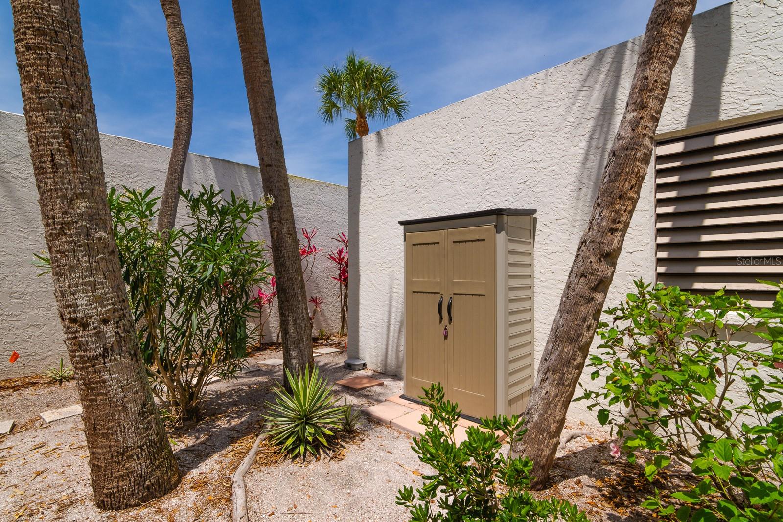318 TIMBERLAKE DR, BRADENTON, FL, 34210