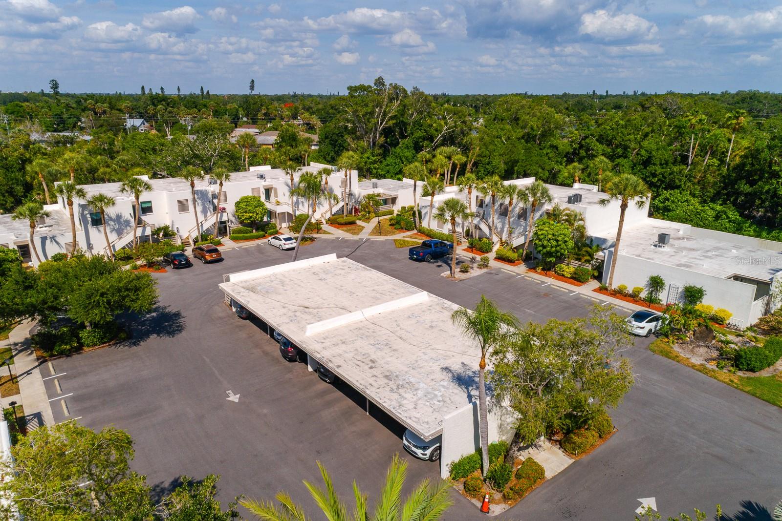 318 TIMBERLAKE DR, BRADENTON, FL, 34210