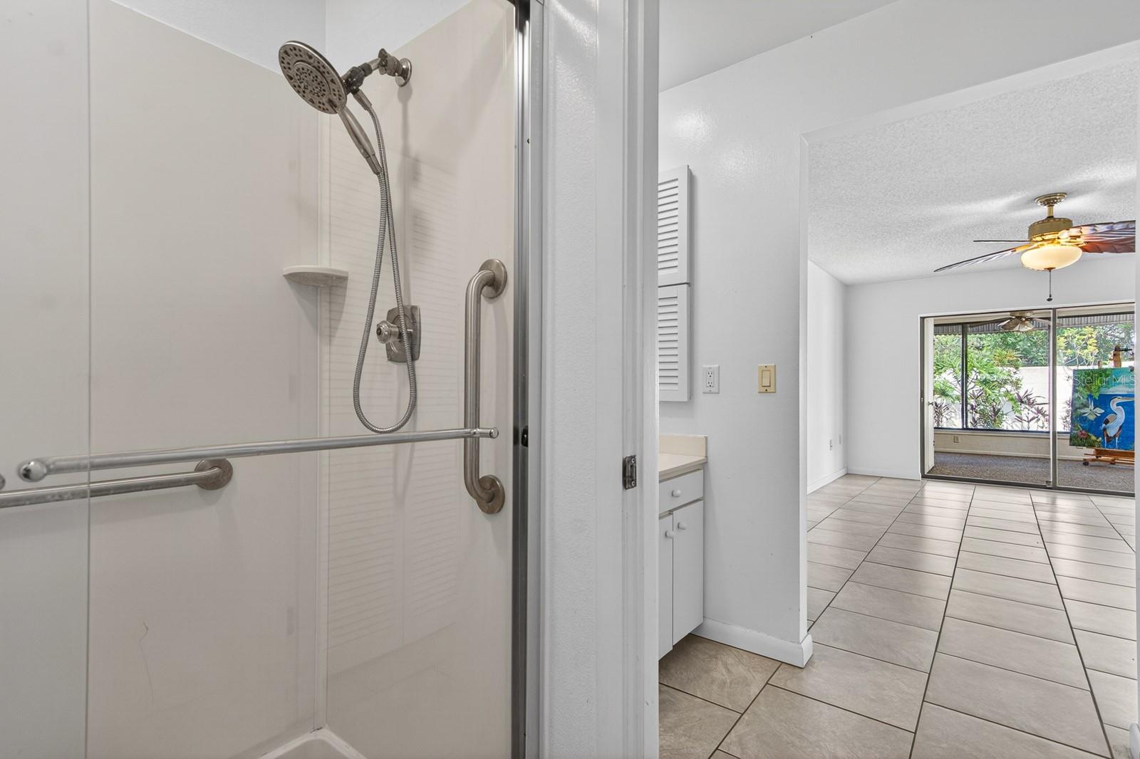 318 TIMBERLAKE DR, BRADENTON, FL, 34210