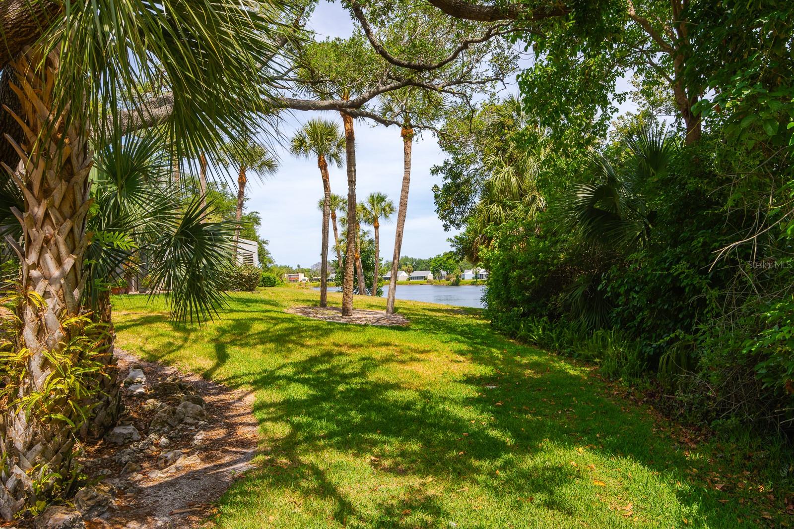 318 TIMBERLAKE DR, BRADENTON, FL, 34210