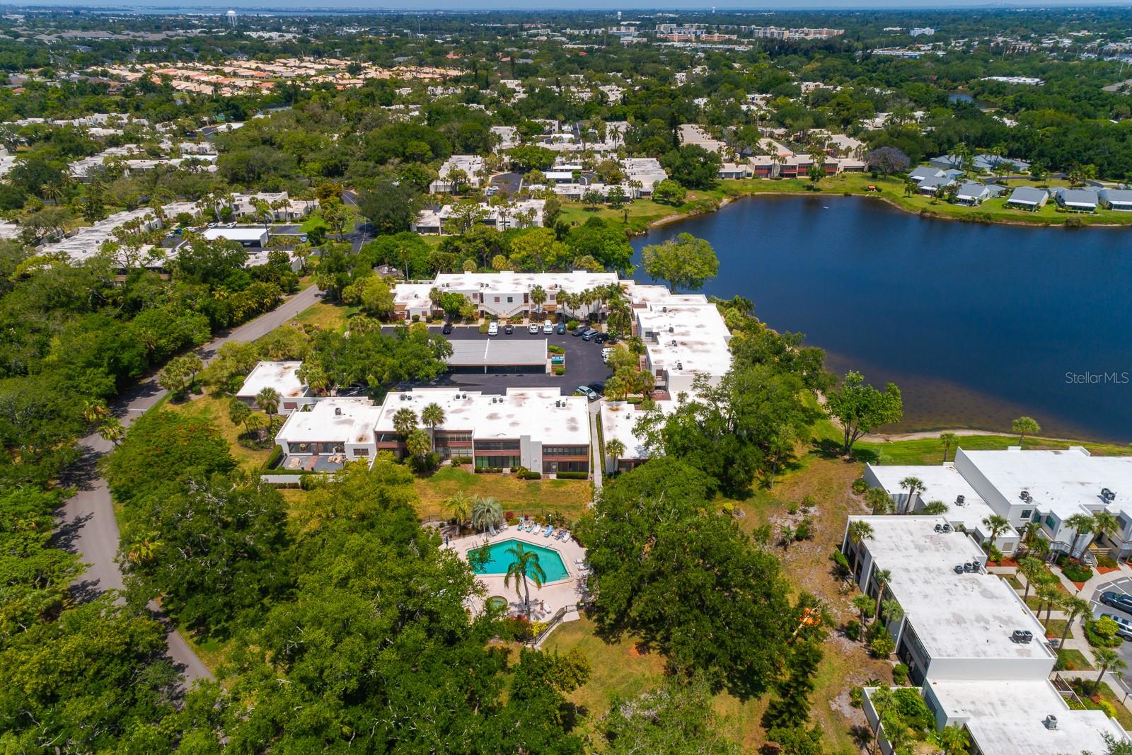 318 TIMBERLAKE DR, BRADENTON, FL, 34210