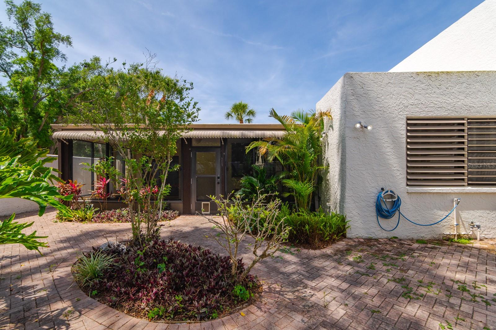 318 TIMBERLAKE DR, BRADENTON, FL, 34210