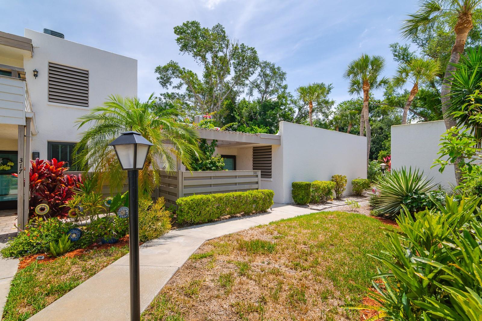 318 TIMBERLAKE DR, BRADENTON, FL, 34210