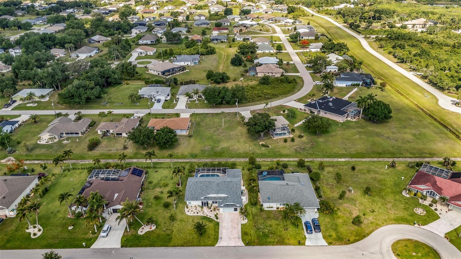 303 PARAMARIBO ST, PUNTA GORDA, FL, 33983