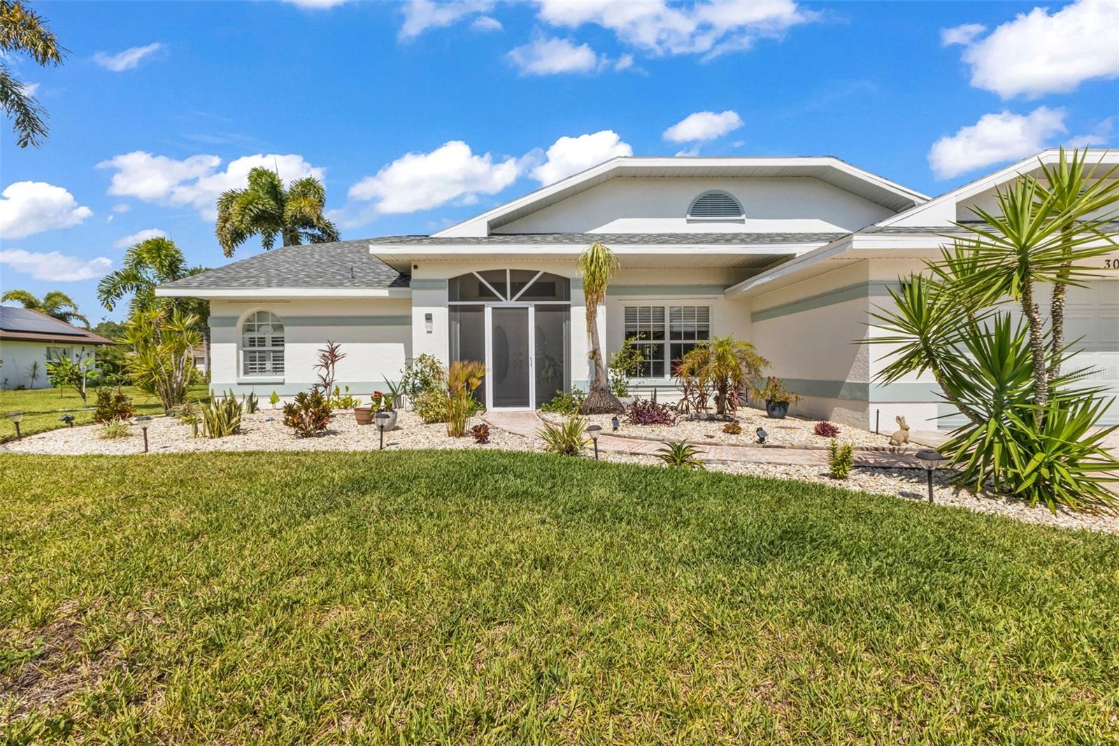 303 PARAMARIBO ST, PUNTA GORDA, FL, 33983
