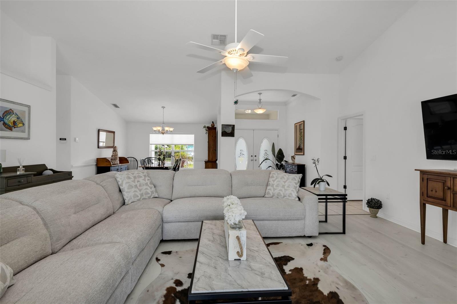 303 PARAMARIBO ST, PUNTA GORDA, FL, 33983