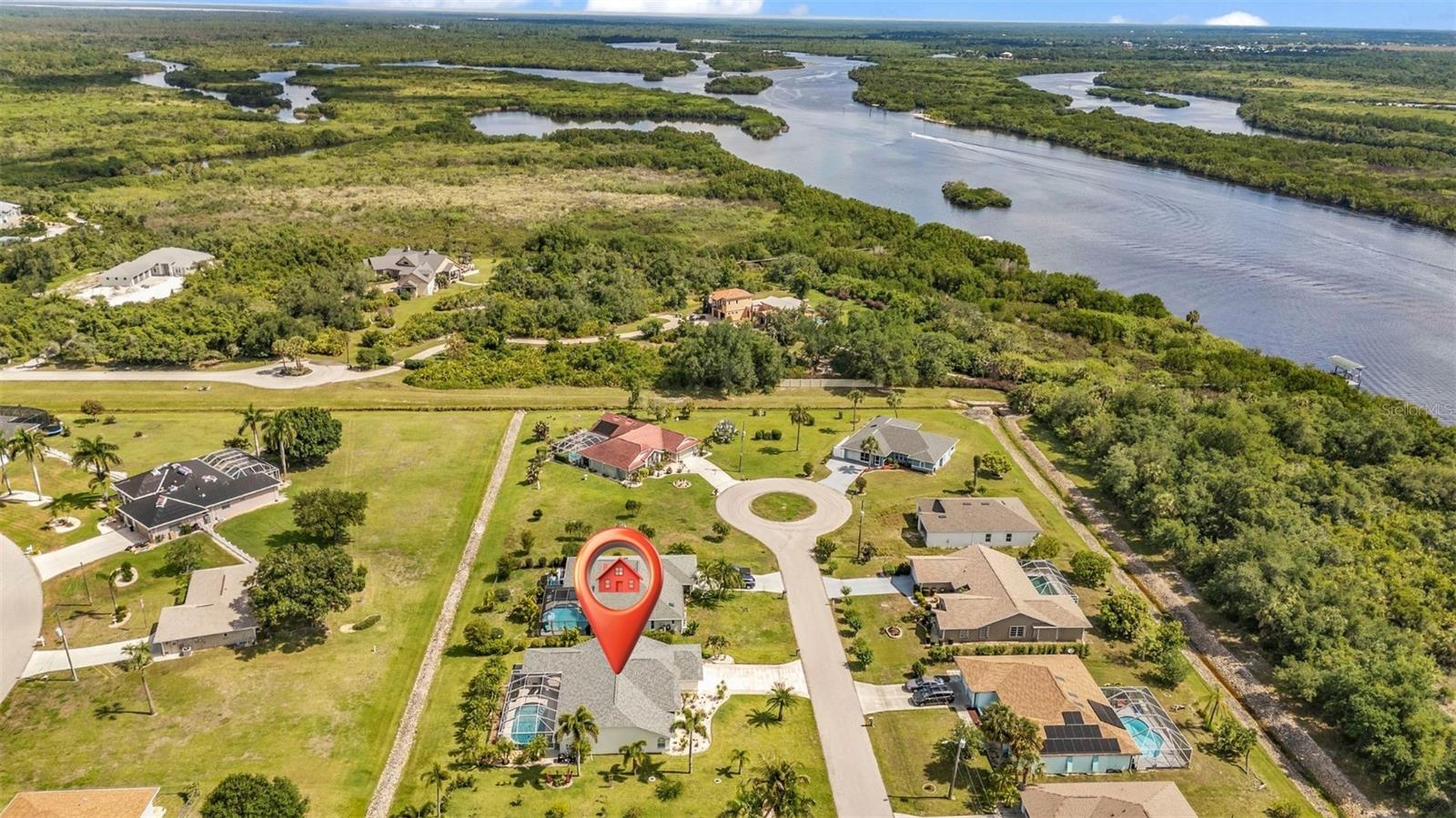 303 PARAMARIBO ST, PUNTA GORDA, FL, 33983