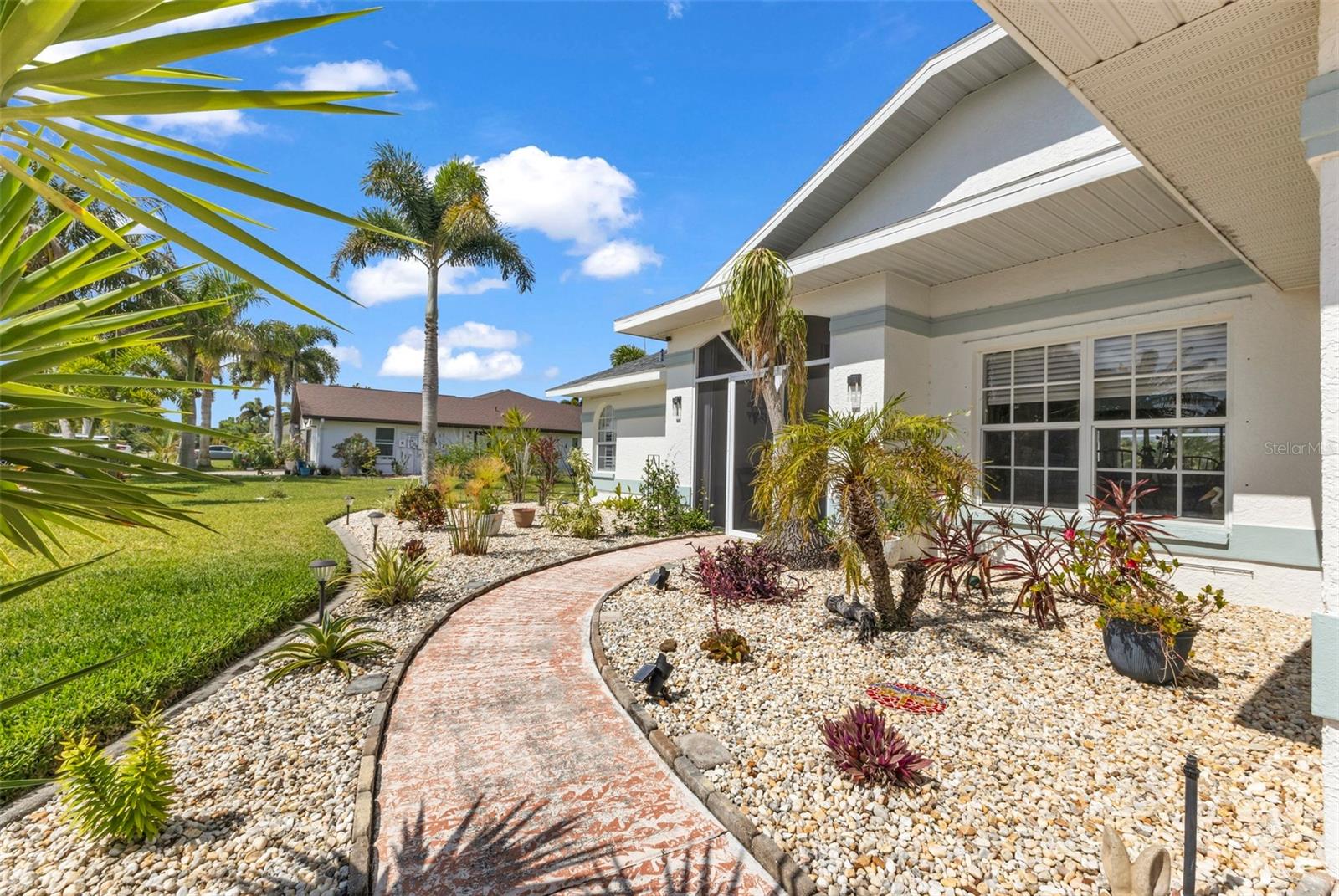 303 PARAMARIBO ST, PUNTA GORDA, FL, 33983