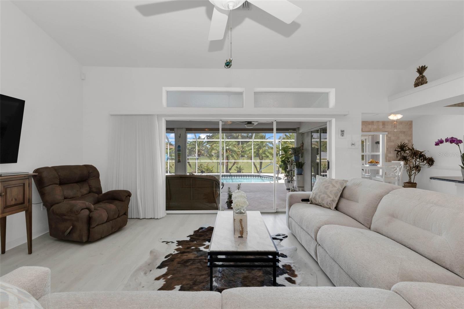 303 PARAMARIBO ST, PUNTA GORDA, FL, 33983