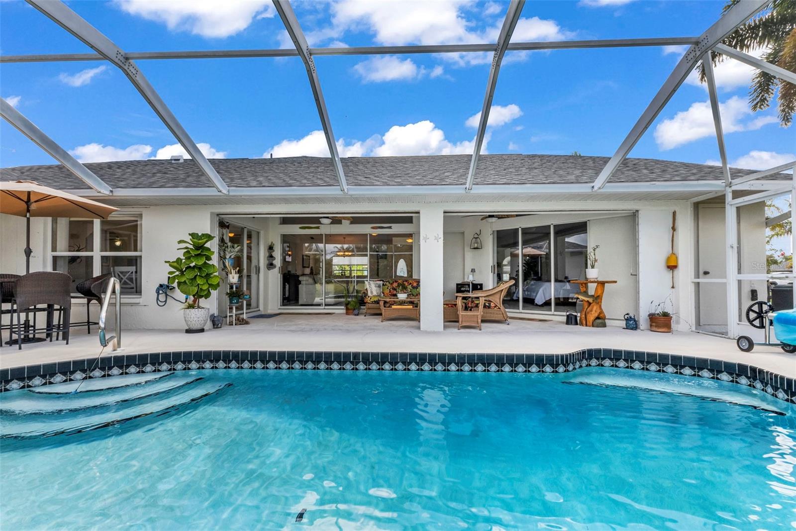 303 PARAMARIBO ST, PUNTA GORDA, FL, 33983