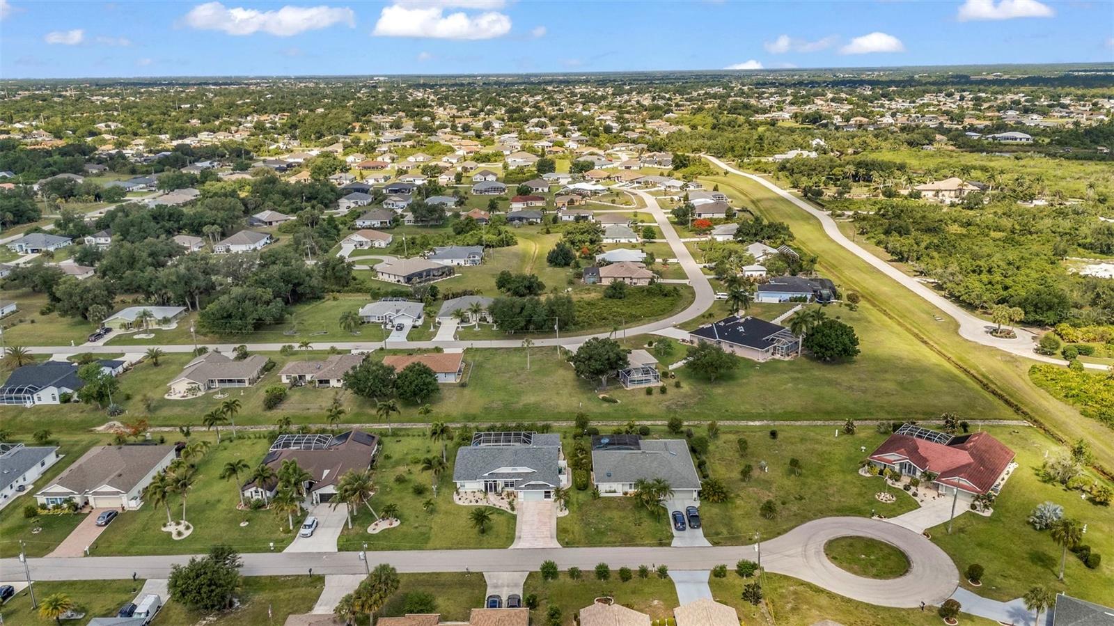 303 PARAMARIBO ST, PUNTA GORDA, FL, 33983