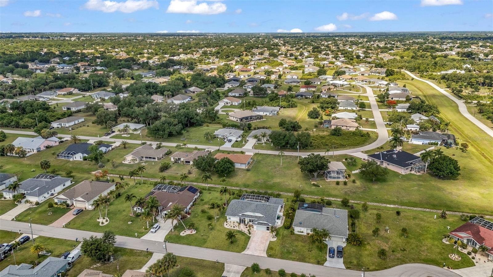 303 PARAMARIBO ST, PUNTA GORDA, FL, 33983
