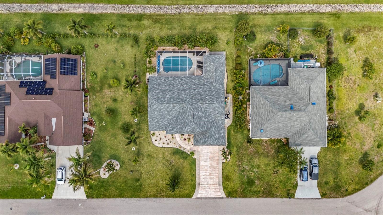 303 PARAMARIBO ST, PUNTA GORDA, FL, 33983