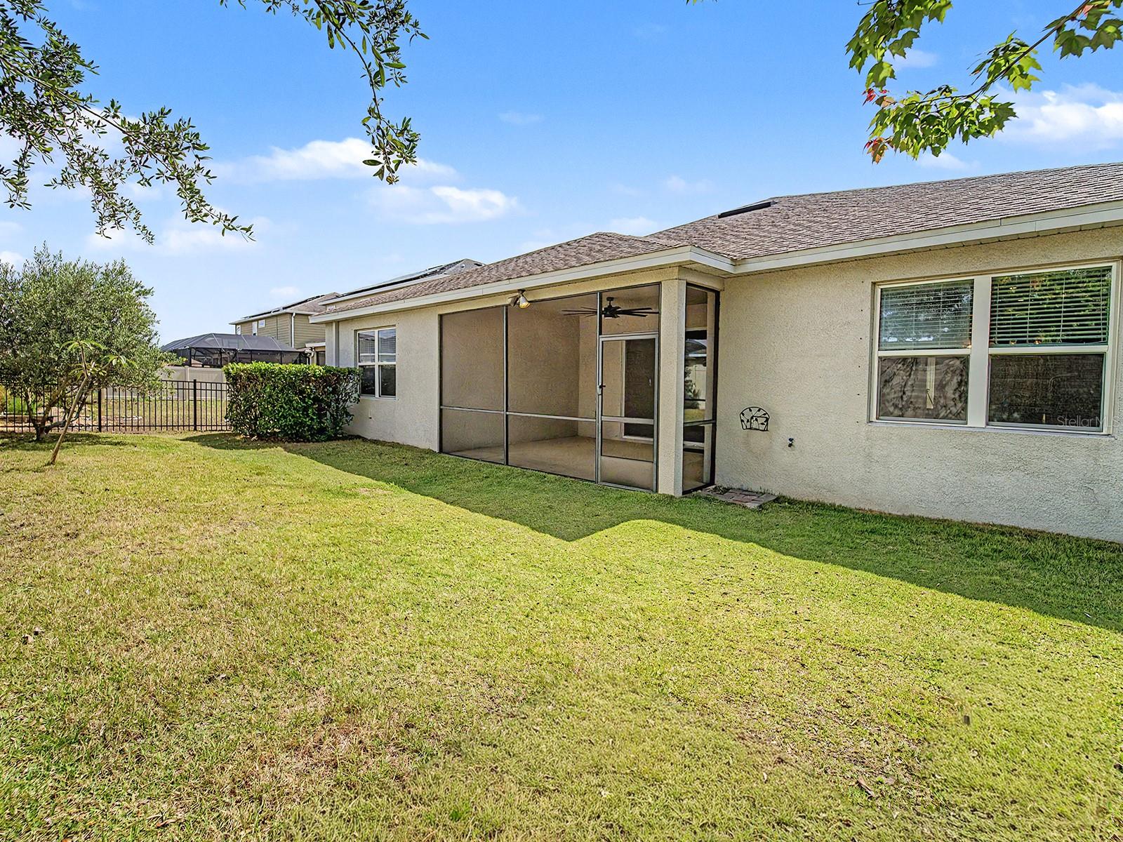 11626 LAKE LUCAYA DR, RIVERVIEW, FL, 33579