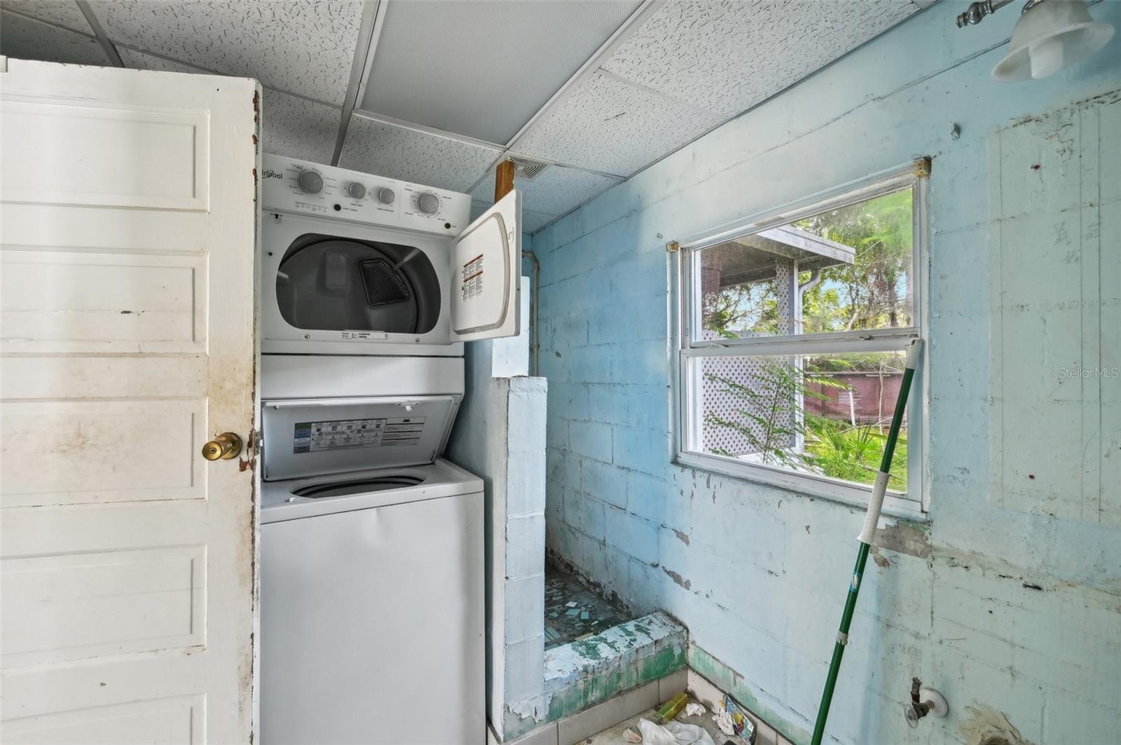 2524 NOVUS ST, SARASOTA, FL, 34237