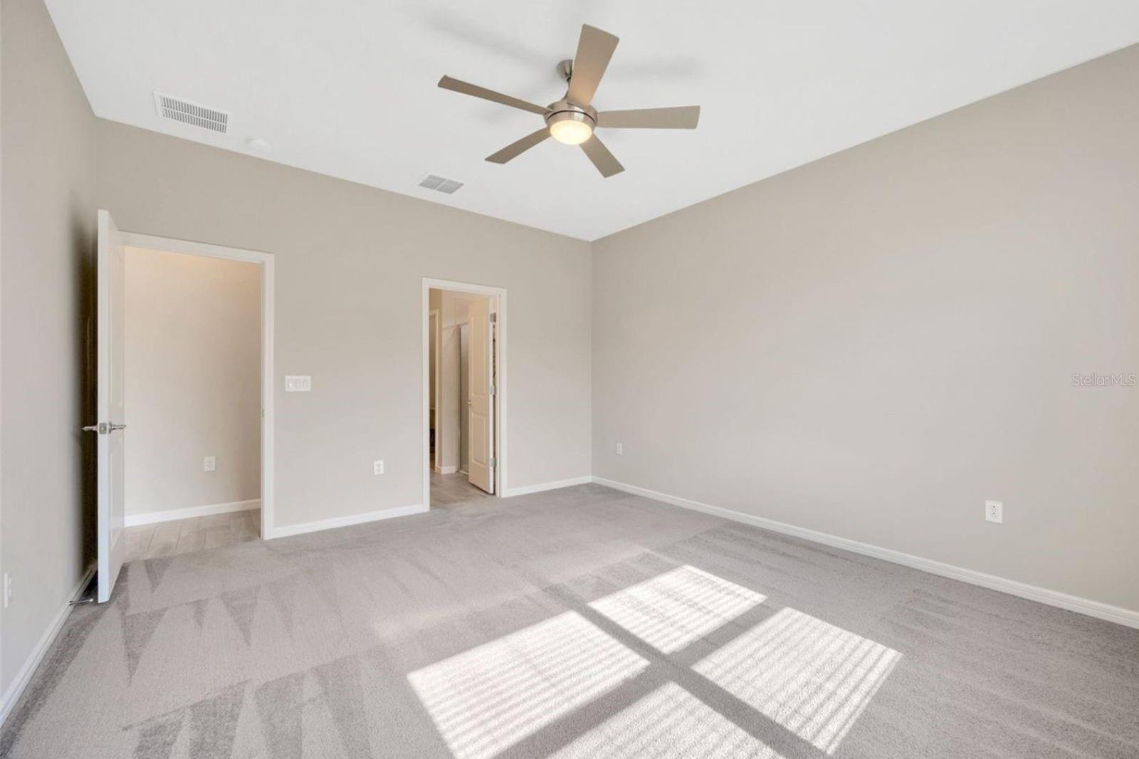 6398 BRADFORD WOODS DR, ZEPHYRHILLS, FL, 33542