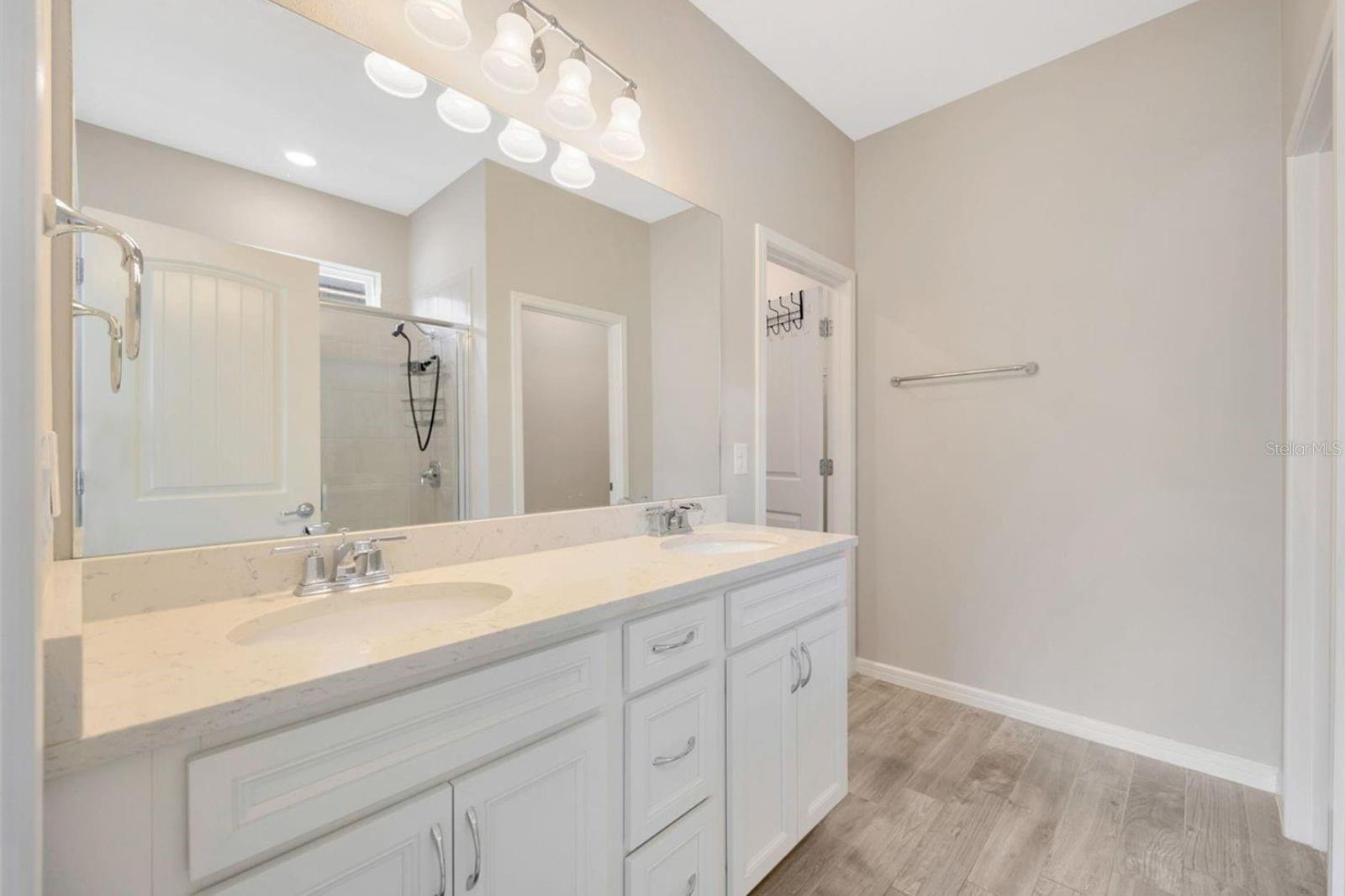 6398 BRADFORD WOODS DR, ZEPHYRHILLS, FL, 33542
