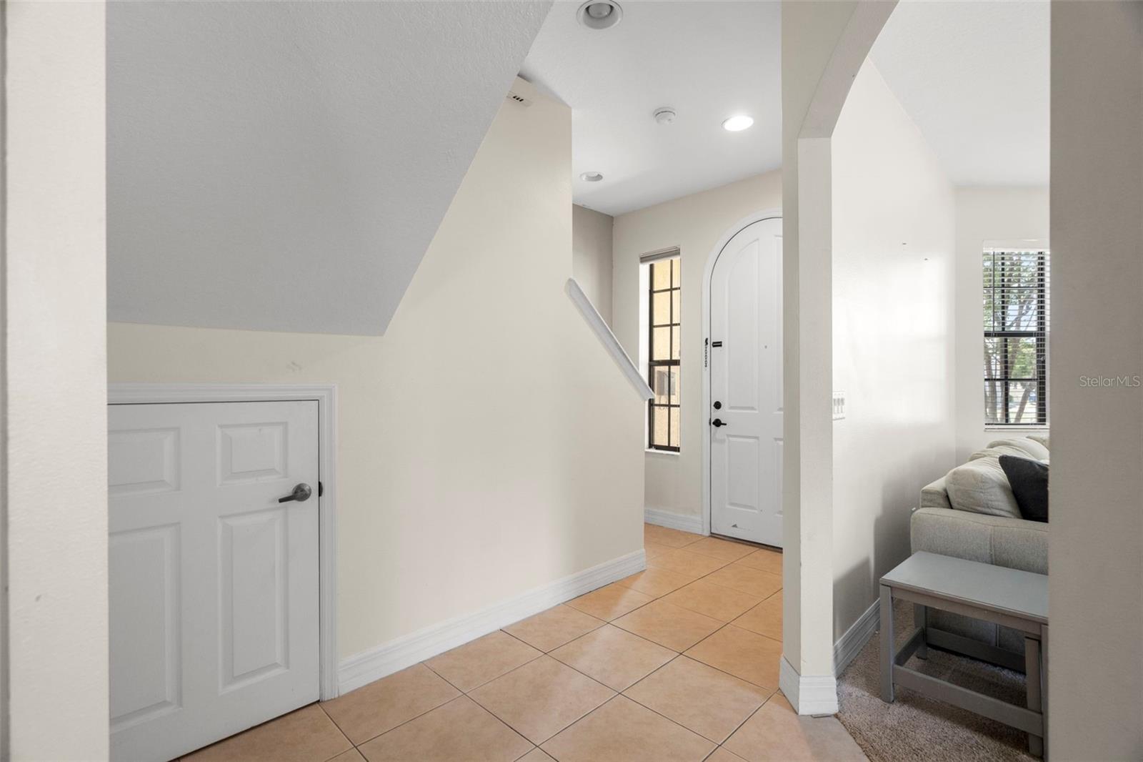 316 34TH AVE N, ST PETERSBURG, FL, 33704