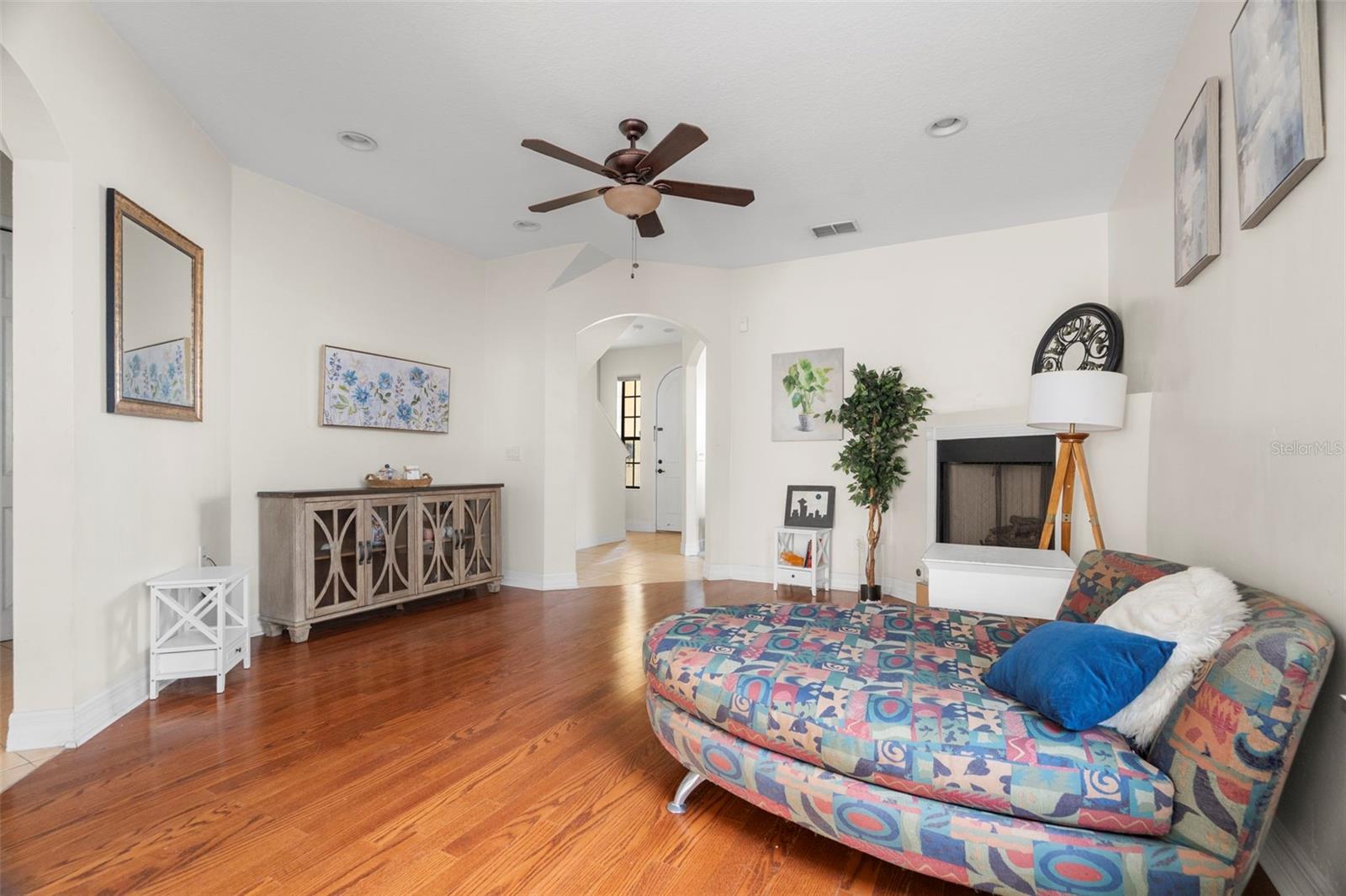 316 34TH AVE N, ST PETERSBURG, FL, 33704