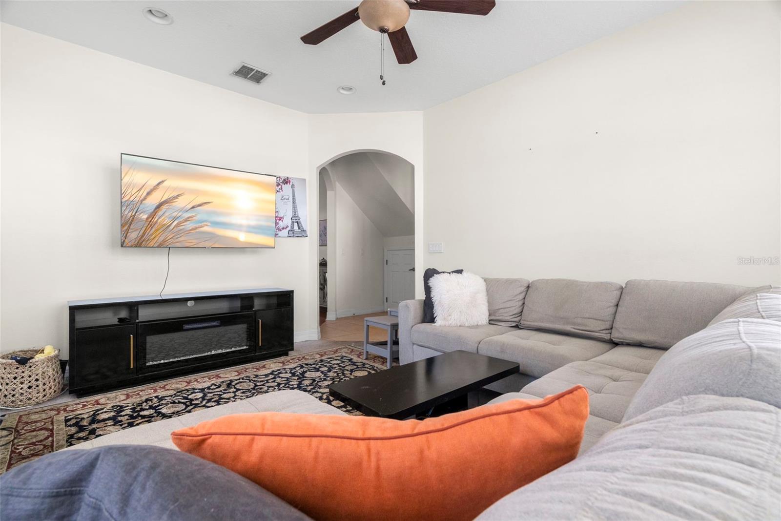 316 34TH AVE N, ST PETERSBURG, FL, 33704