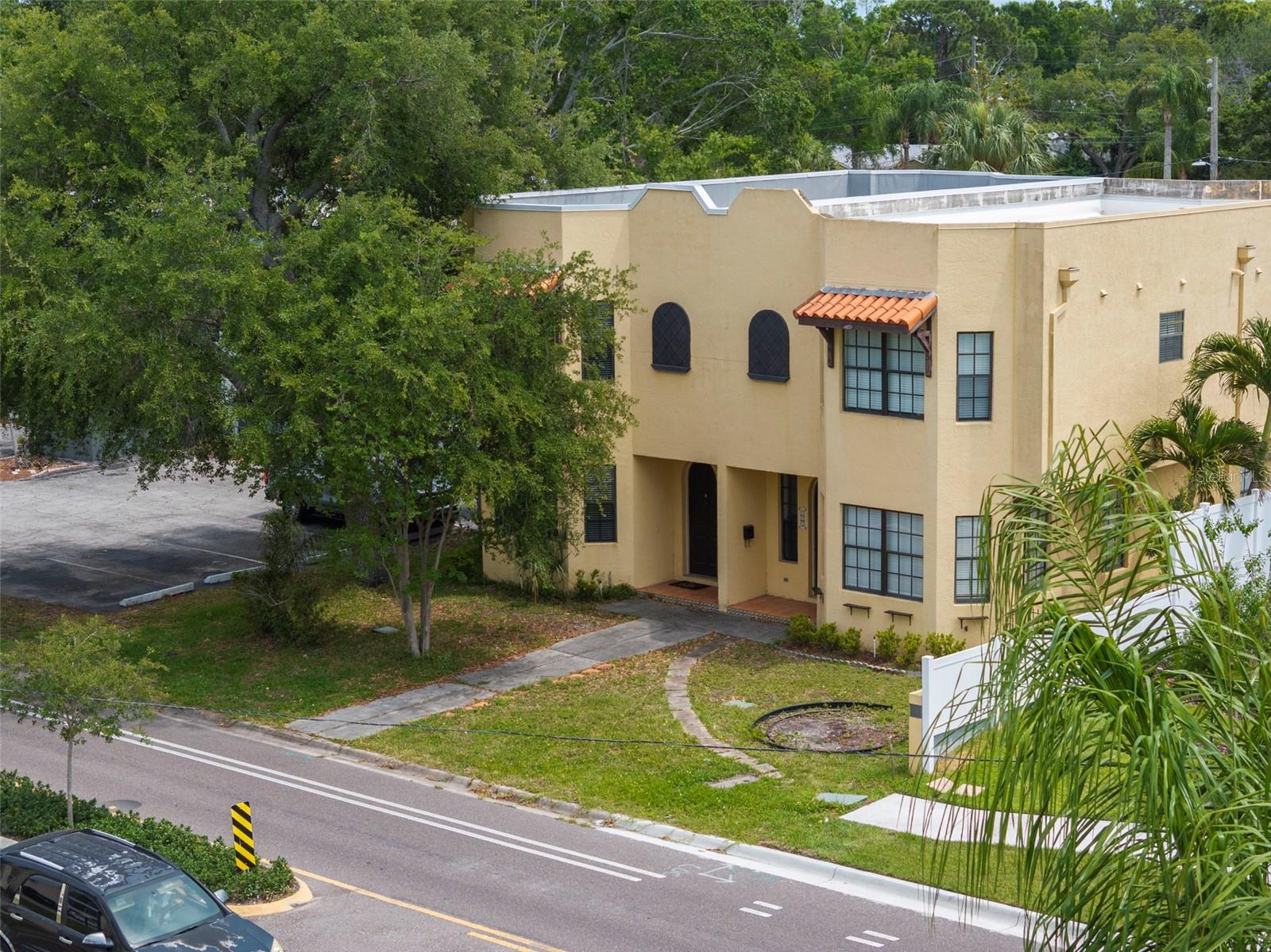 316 34TH AVE N, ST PETERSBURG, FL, 33704