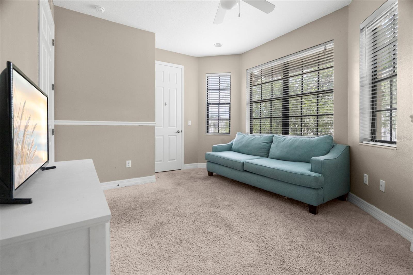 316 34TH AVE N, ST PETERSBURG, FL, 33704