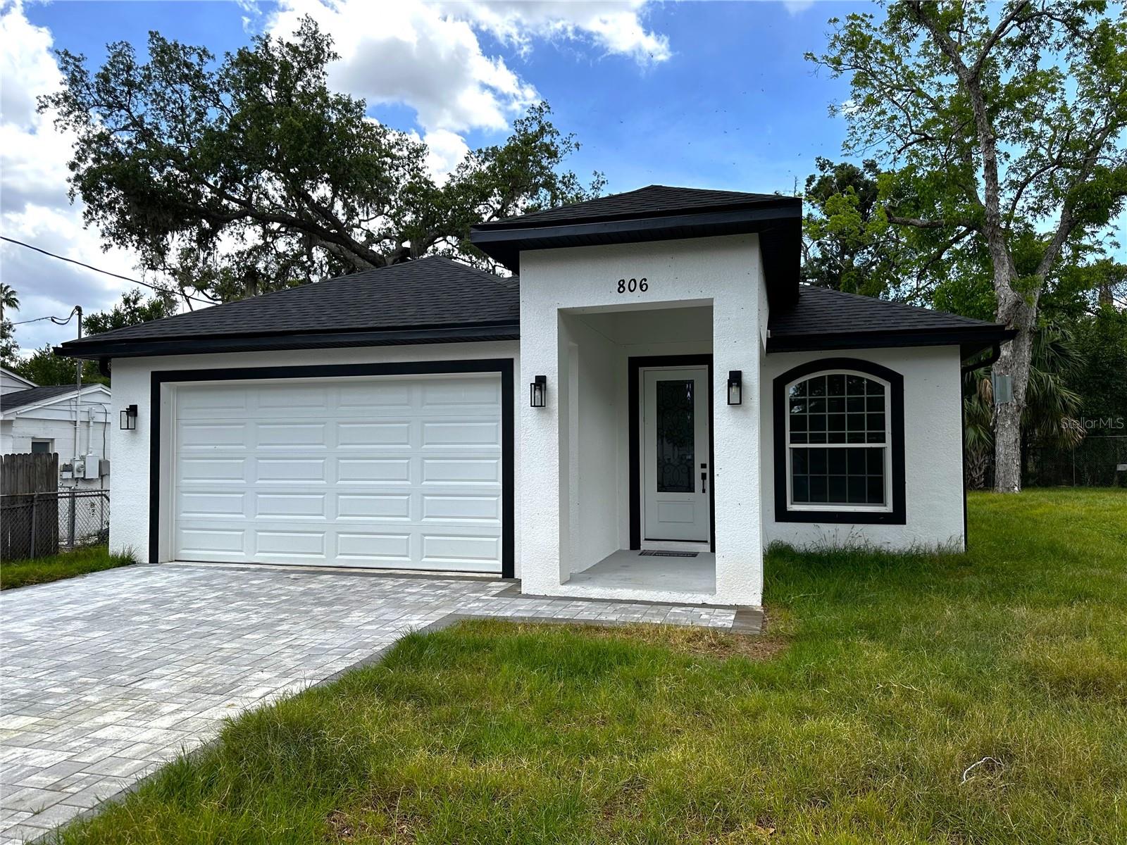 806 W LOWRY LN, TAMPA, FL, 33604