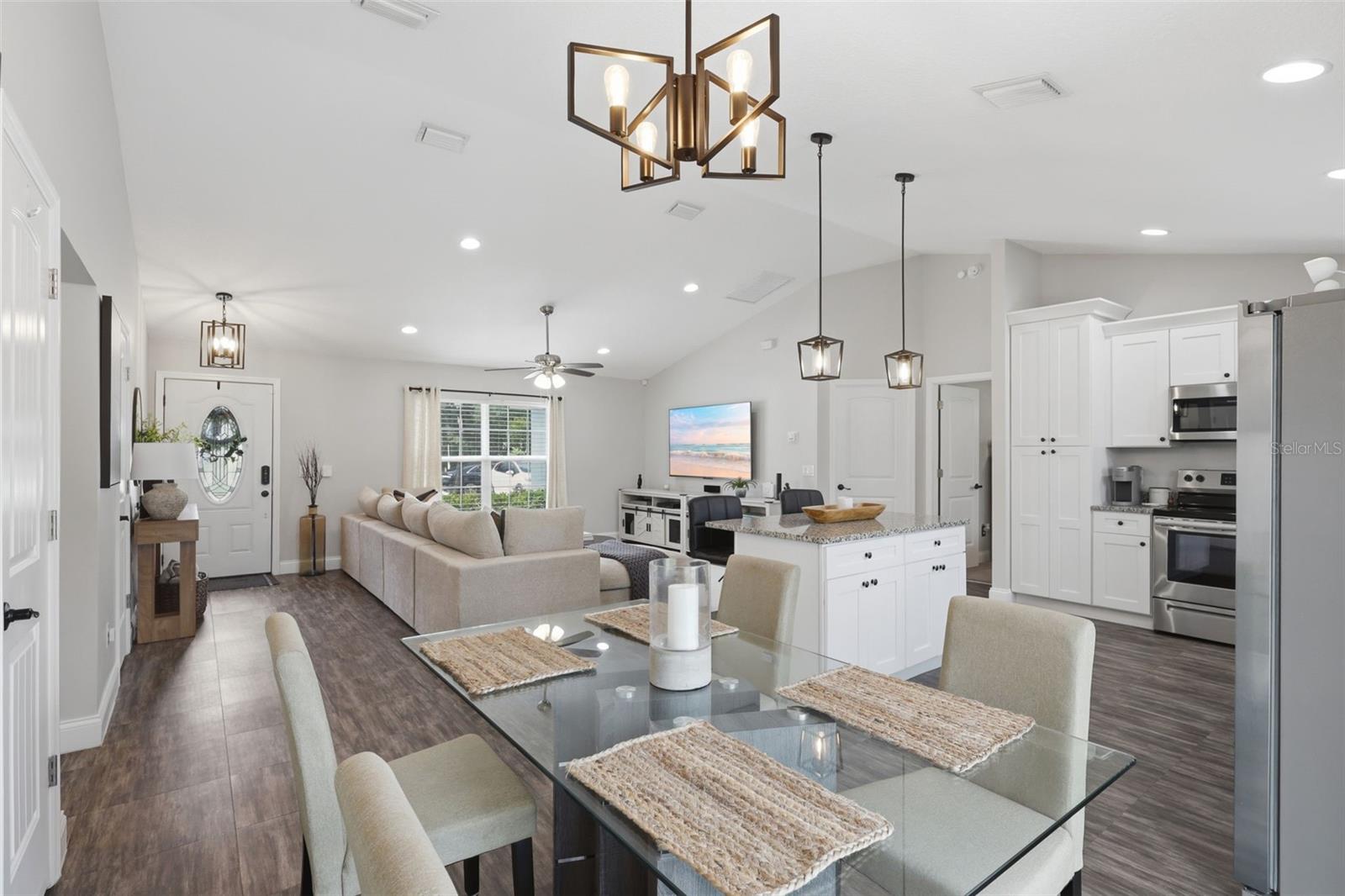 2065 9TH AVE, DELAND, FL, 32724