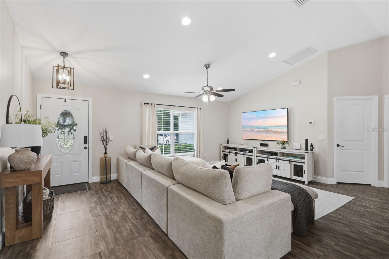 2065 9TH AVE, DELAND, FL, 32724