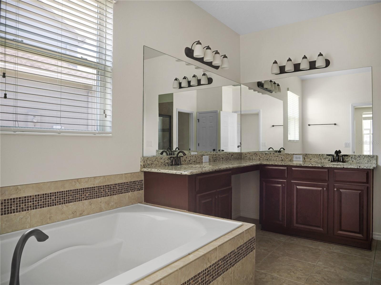 15002 OZZI ST, WINTER GARDEN, FL, 34787