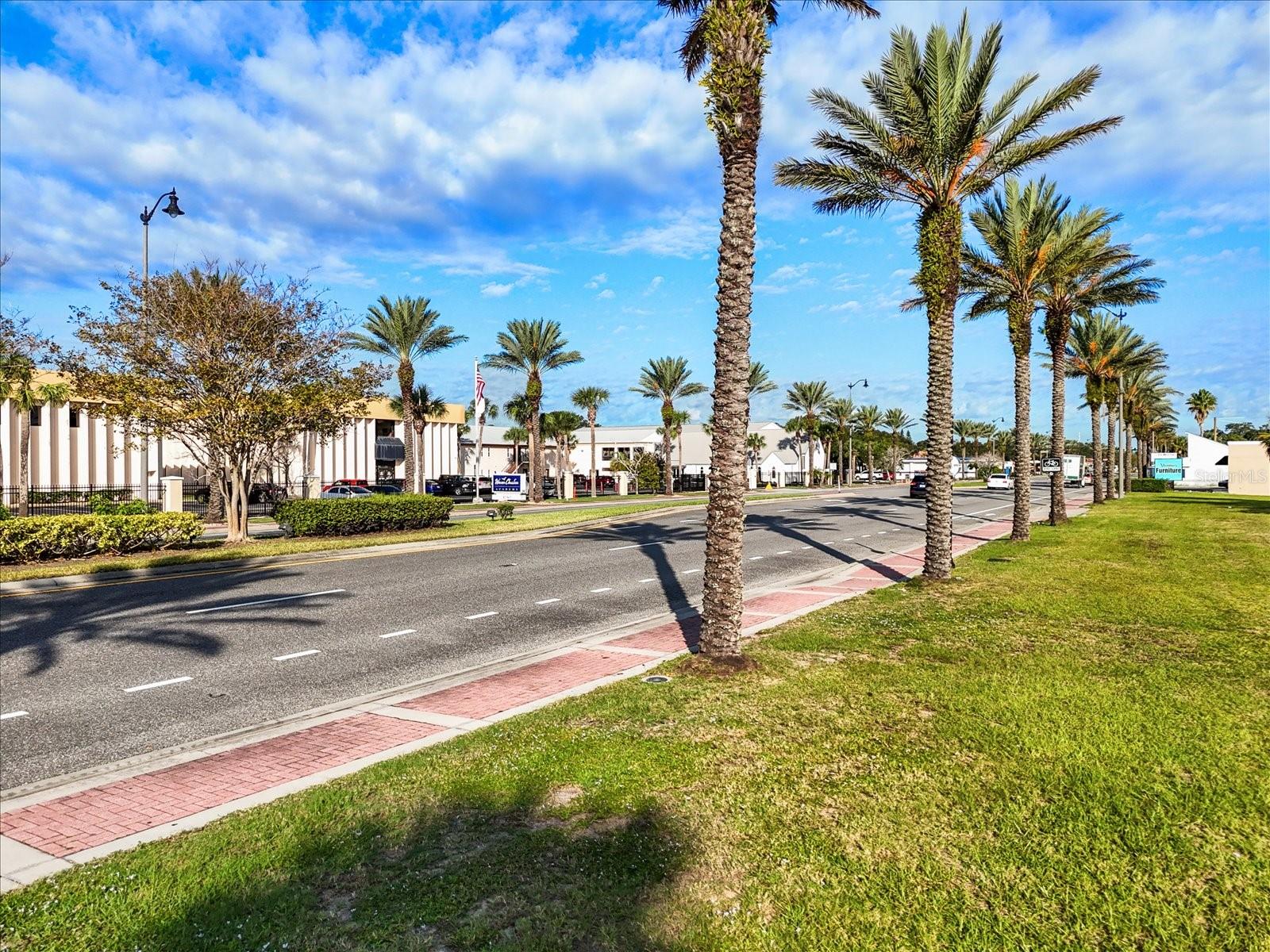 1771 S RIDGE WOOD AVE, SOUTH DAYTONA, FL, 32119