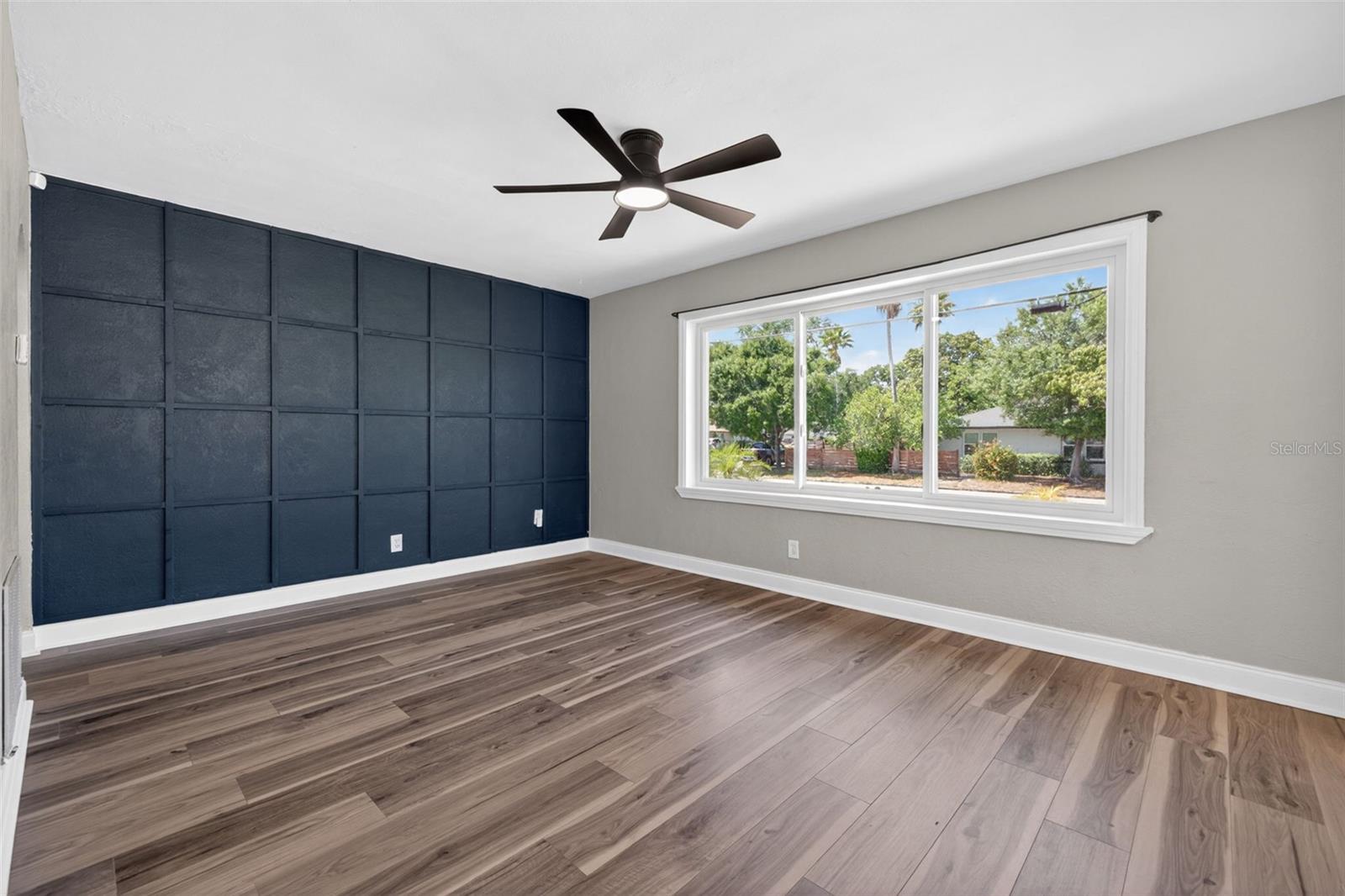 1674 34TH AVE N, ST PETERSBURG, FL, 33713