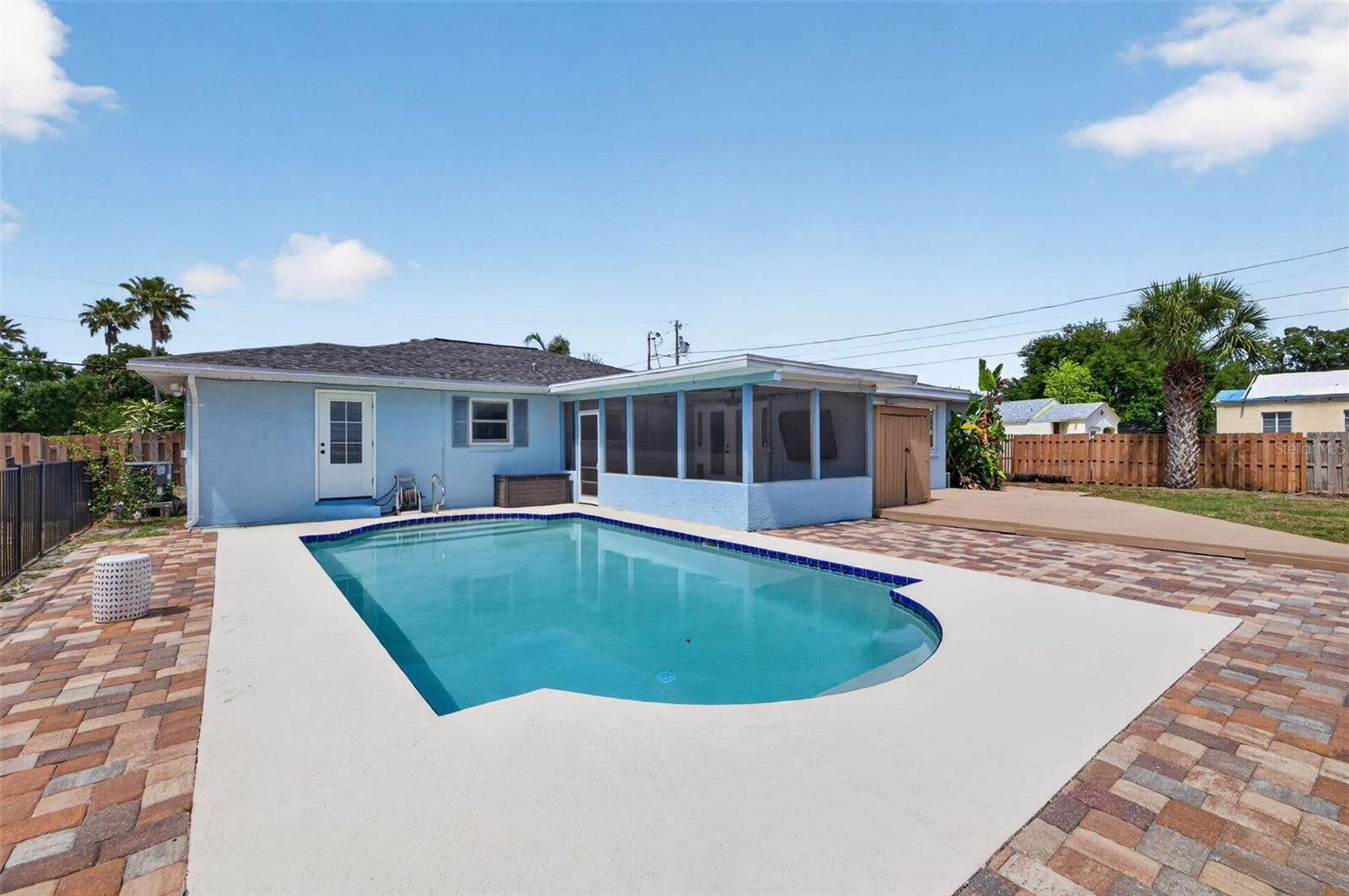 1674 34TH AVE N, ST PETERSBURG, FL, 33713
