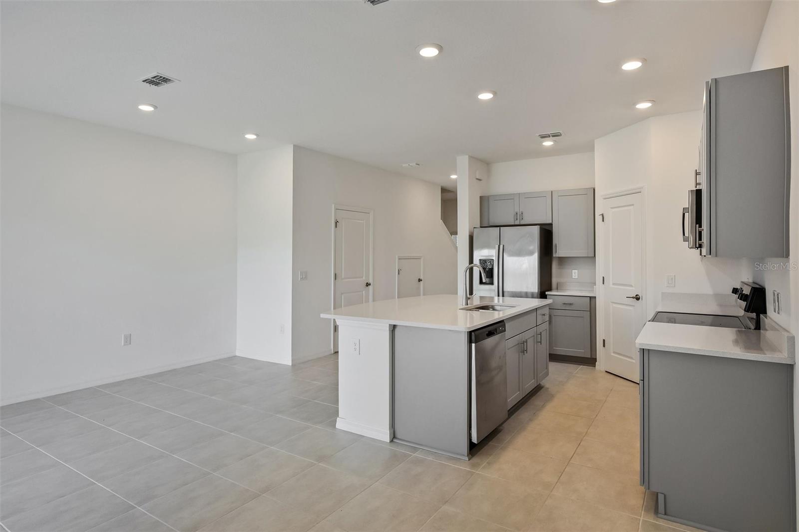 1325 N ANCHOR BEND WAY, KISSIMMEE, FL, 34746