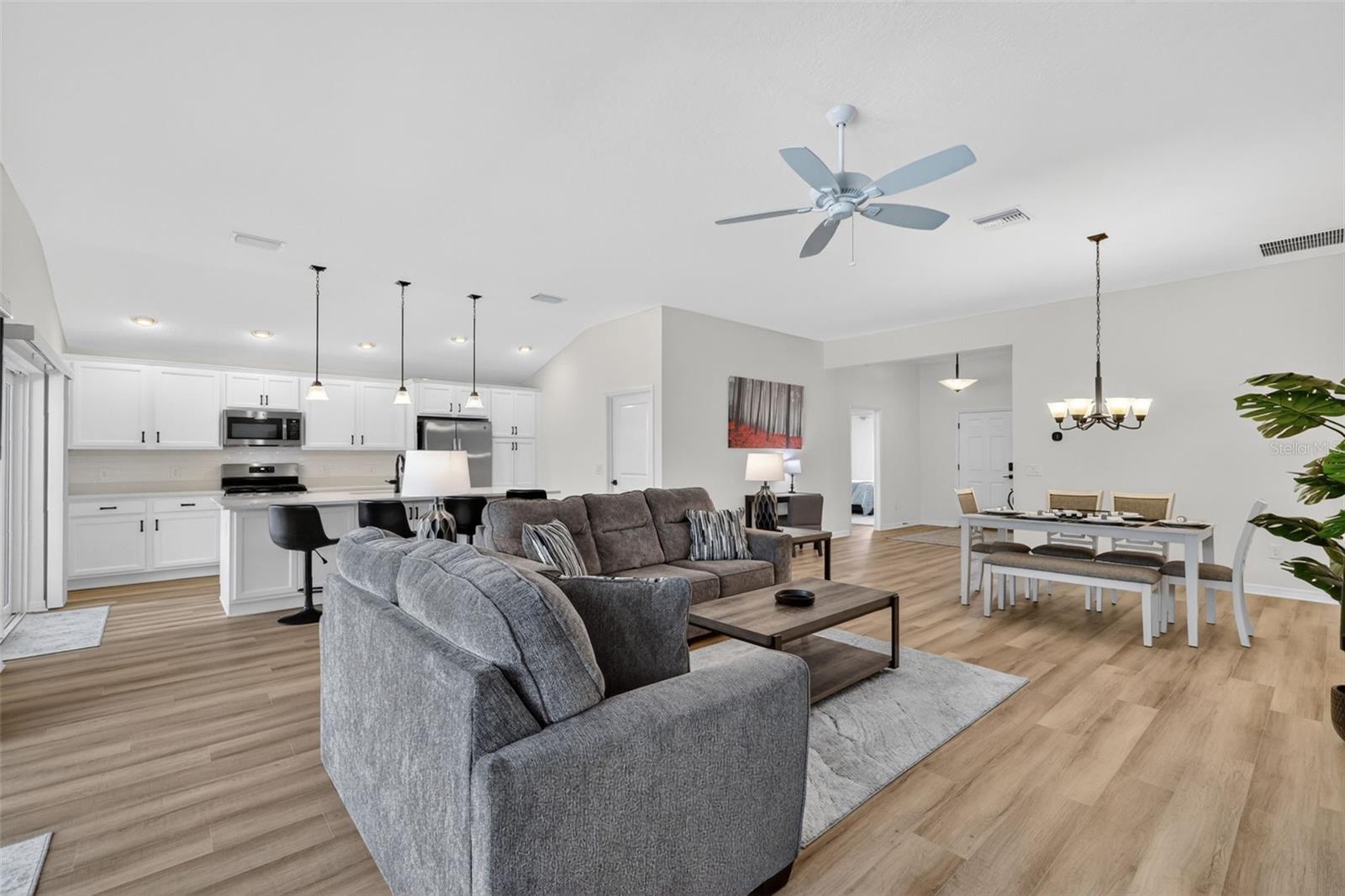 6857 BAYSINGER PATH, THE VILLAGES, FL, 34762
