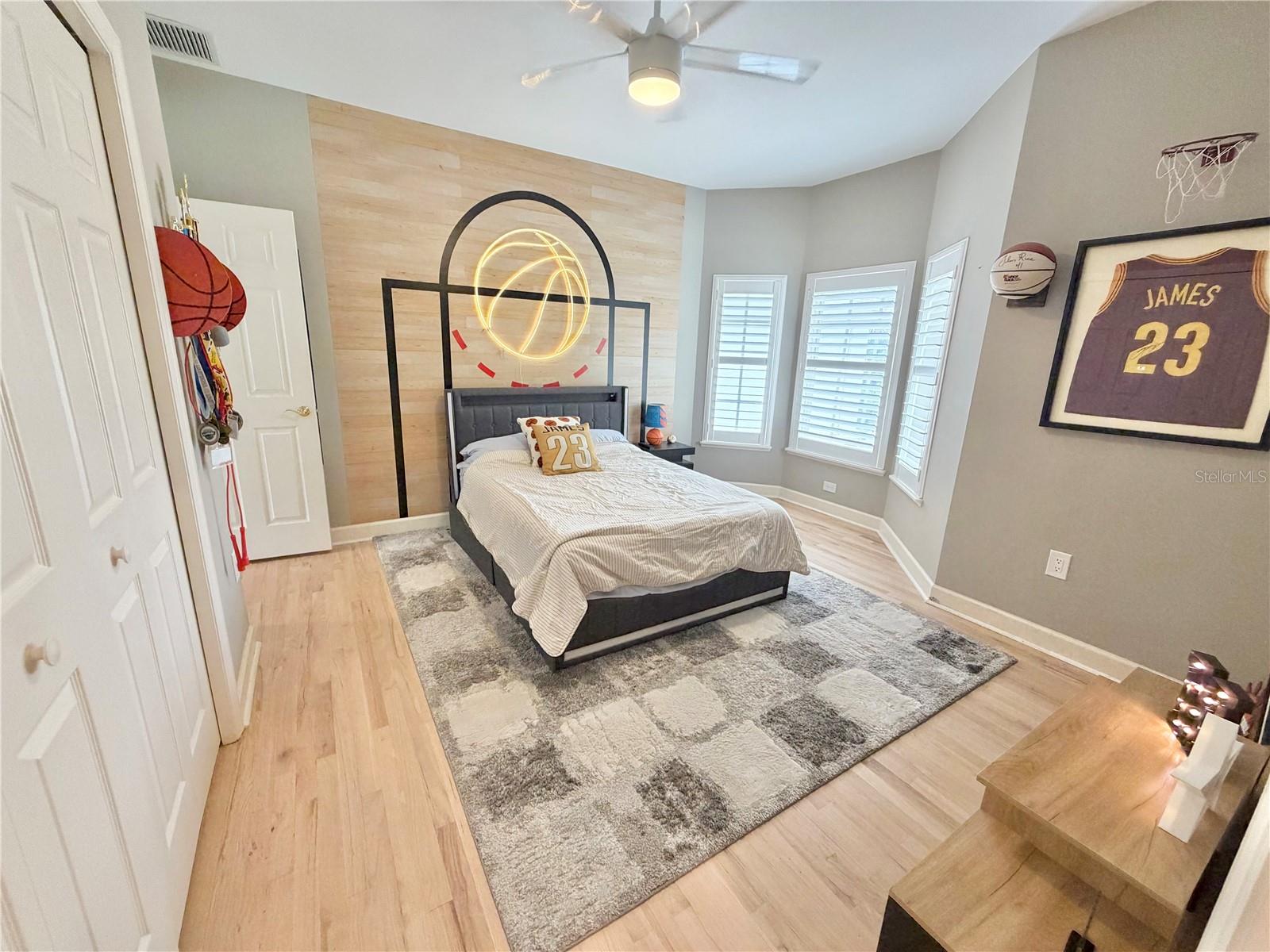 4814 W BEACHWAY DR, TAMPA, FL, 33609