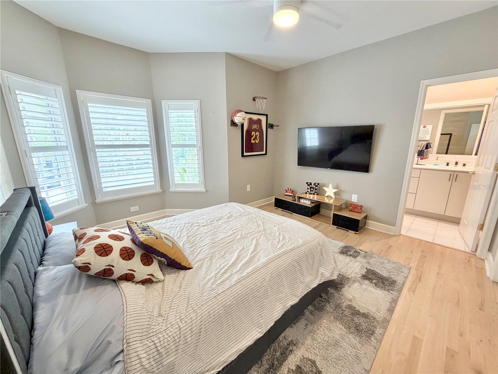 4814 W BEACHWAY DR, TAMPA, FL, 33609