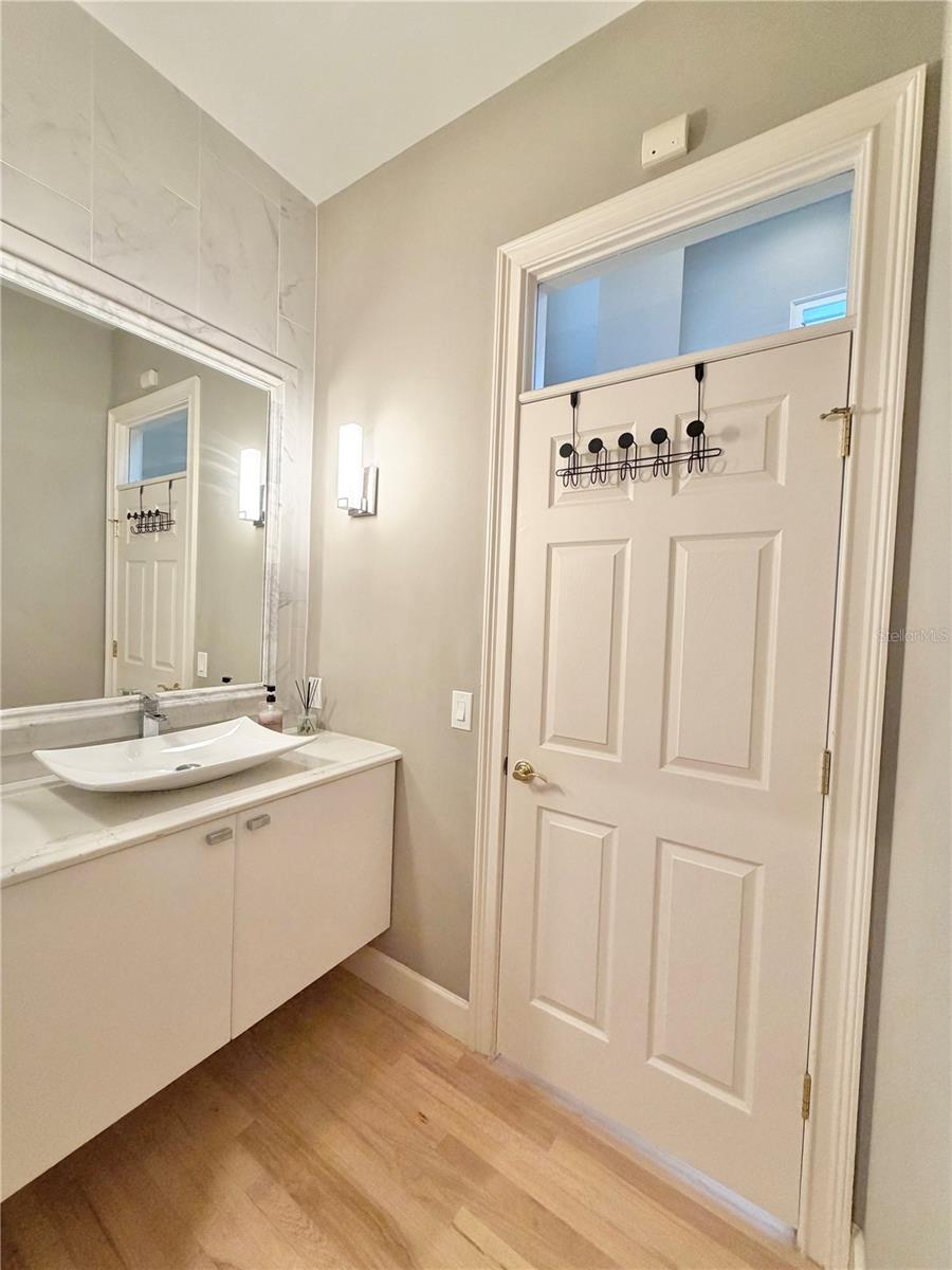 4814 W BEACHWAY DR, TAMPA, FL, 33609