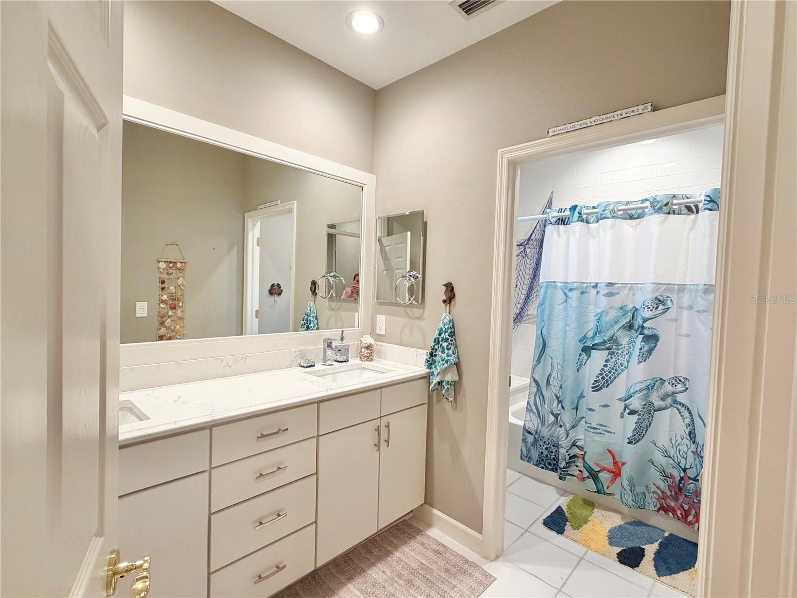4814 W BEACHWAY DR, TAMPA, FL, 33609