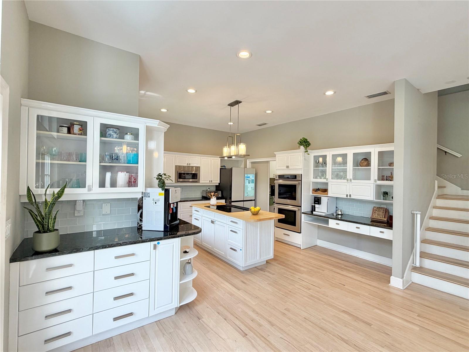 4814 W BEACHWAY DR, TAMPA, FL, 33609